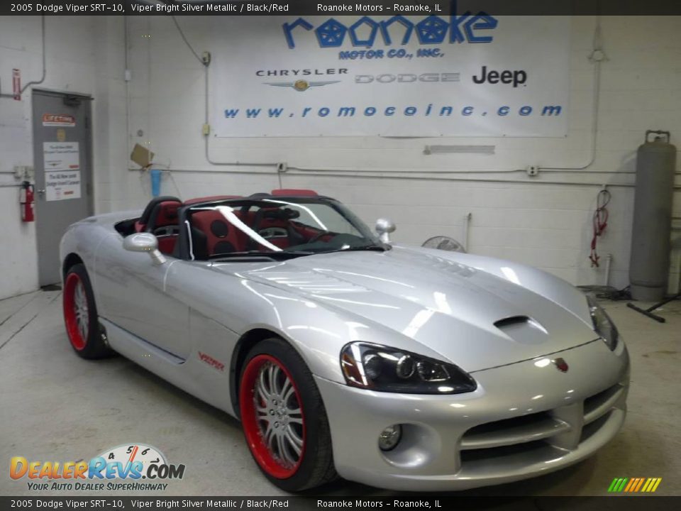 2005 Dodge Viper SRT-10 Viper Bright Silver Metallic / Black/Red Photo #1