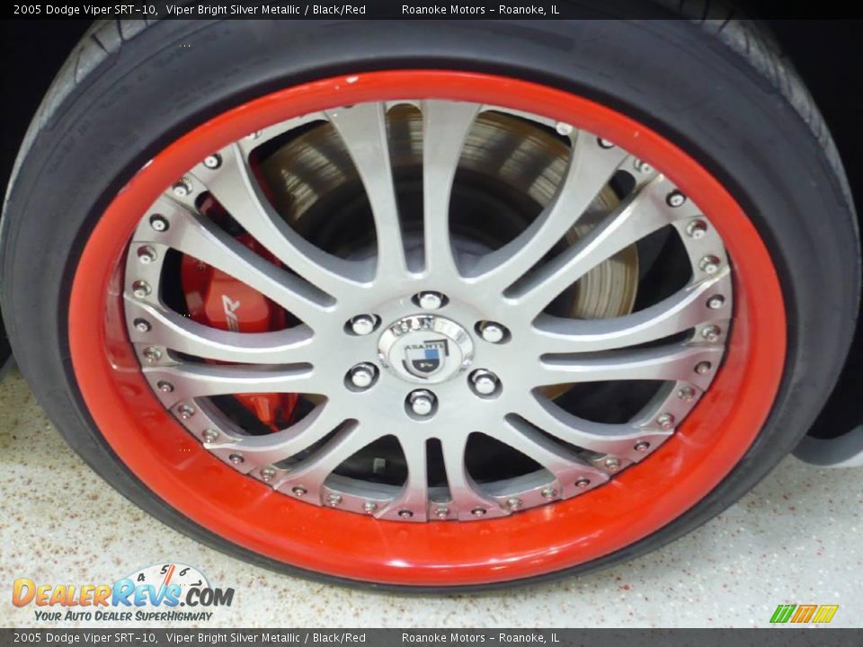 2005 Dodge Viper SRT-10 Viper Bright Silver Metallic / Black/Red Photo #3