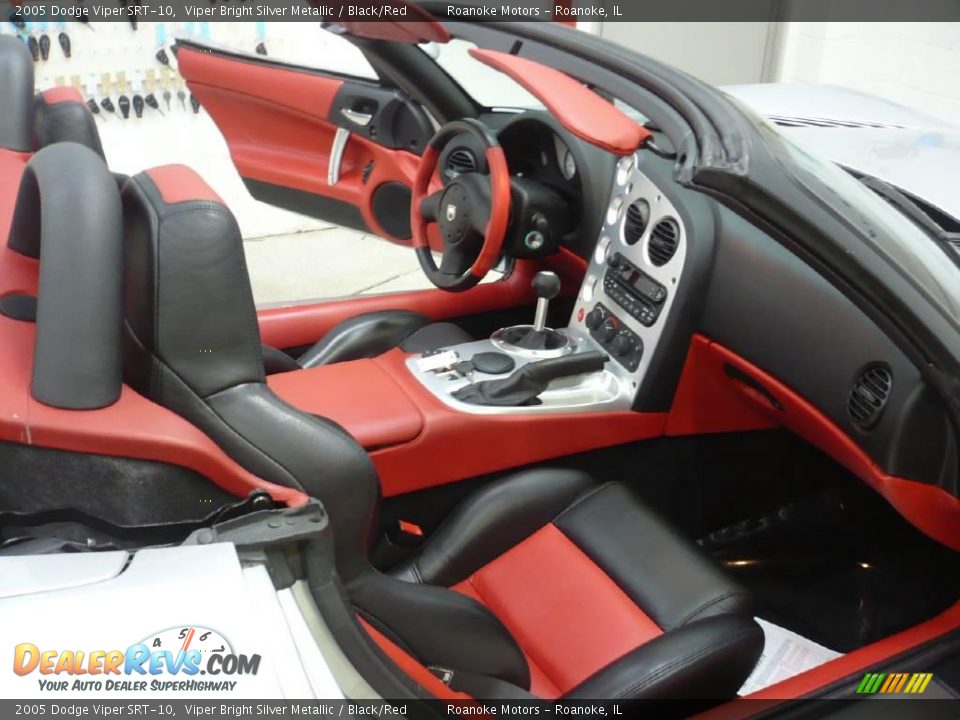 2005 Dodge Viper SRT-10 Viper Bright Silver Metallic / Black/Red Photo #5