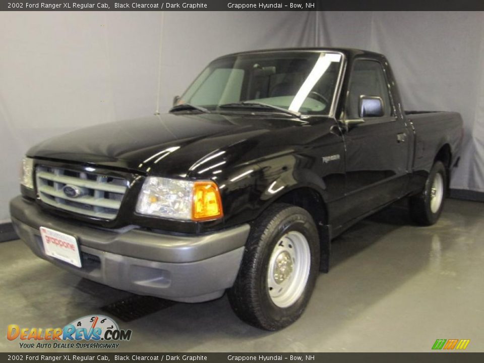 2002 Ford Ranger XL Regular Cab Black Clearcoat / Dark Graphite Photo #1