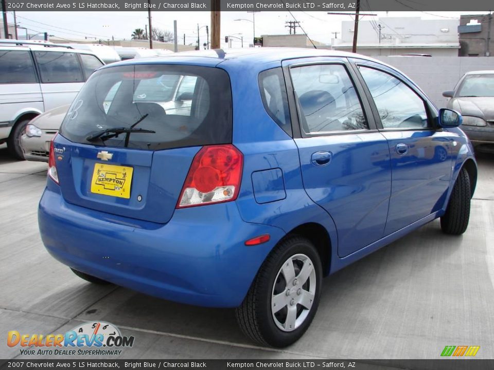 2007 Chevrolet Aveo 5 LS Hatchback Bright Blue / Charcoal Black Photo #3