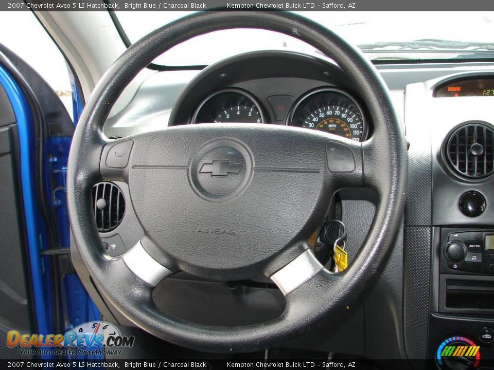 2007 Chevrolet Aveo 5 LS Hatchback Bright Blue / Charcoal Black Photo #16