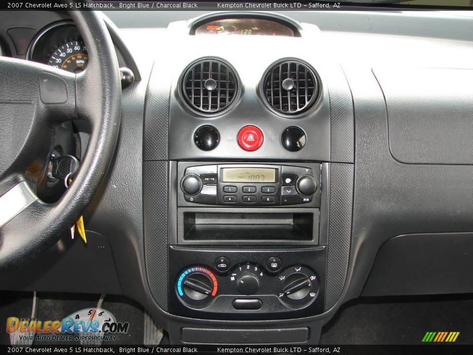 2007 Chevrolet Aveo 5 LS Hatchback Bright Blue / Charcoal Black Photo #17
