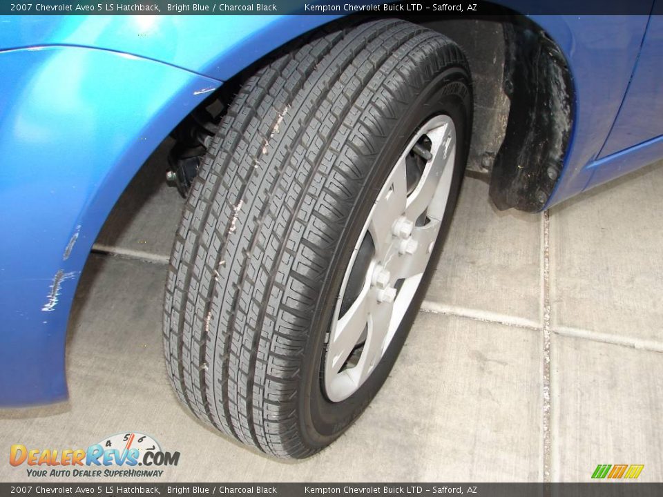 2007 Chevrolet Aveo 5 LS Hatchback Bright Blue / Charcoal Black Photo #21