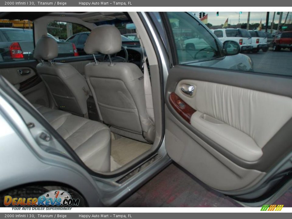 2000 Infiniti I 30 Titanium / Beige Photo #28