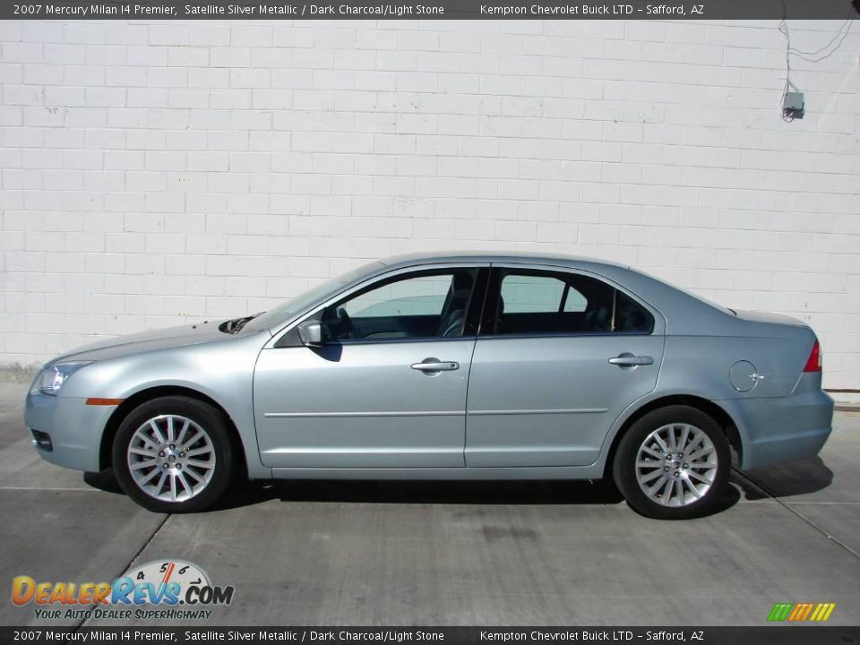 2007 Mercury Milan I4 Premier Satellite Silver Metallic / Dark Charcoal/Light Stone Photo #10