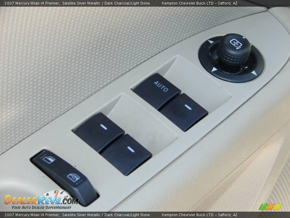 2007 Mercury Milan I4 Premier Satellite Silver Metallic / Dark Charcoal/Light Stone Photo #22