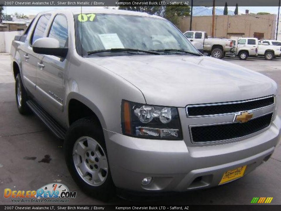 2007 Chevrolet Avalanche LT Silver Birch Metallic / Ebony Photo #3