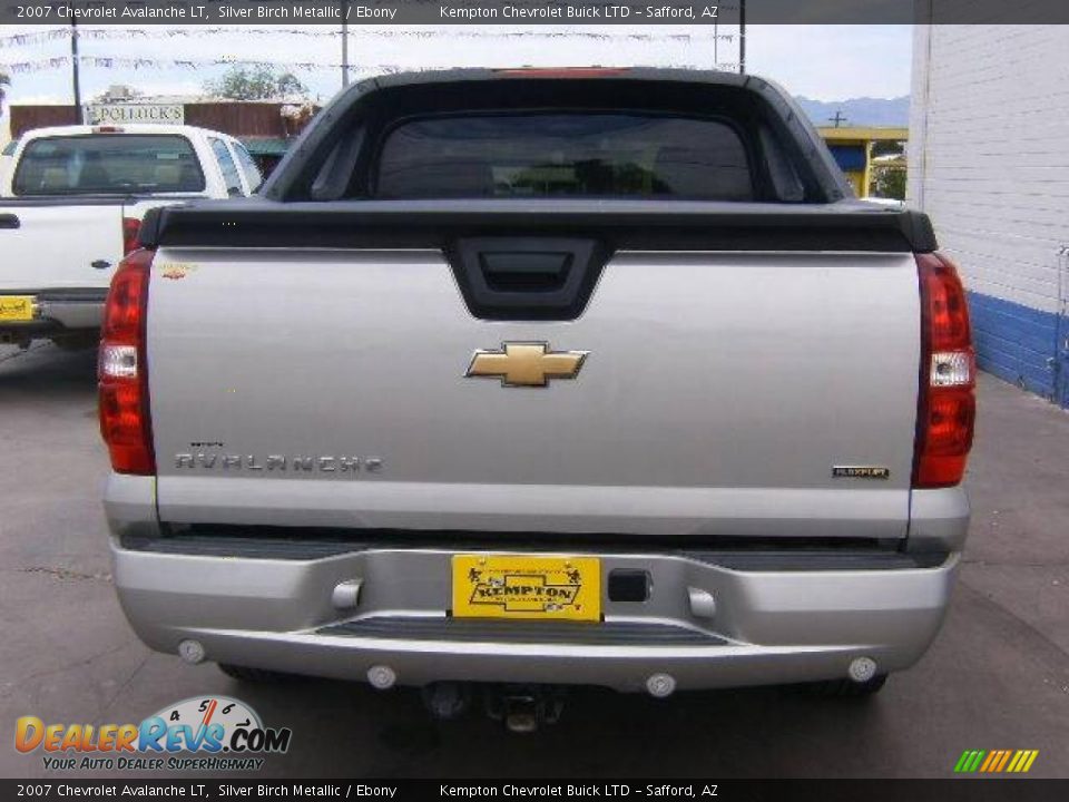 2007 Chevrolet Avalanche LT Silver Birch Metallic / Ebony Photo #5