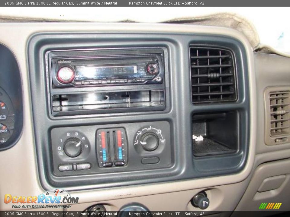 2006 GMC Sierra 1500 SL Regular Cab Summit White / Neutral Photo #8