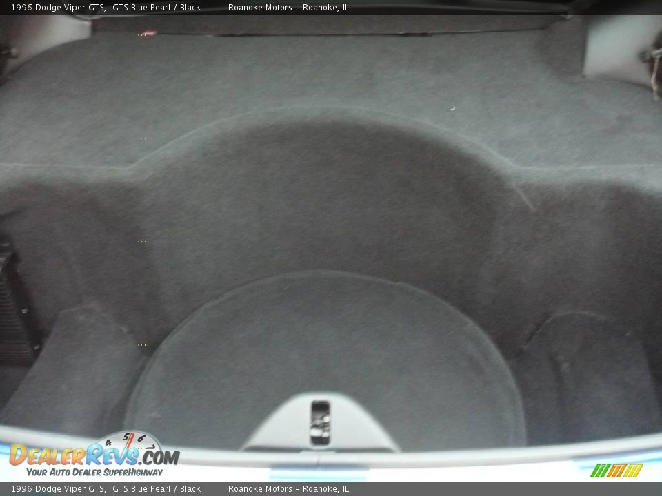 1996 Dodge Viper GTS GTS Blue Pearl / Black Photo #32