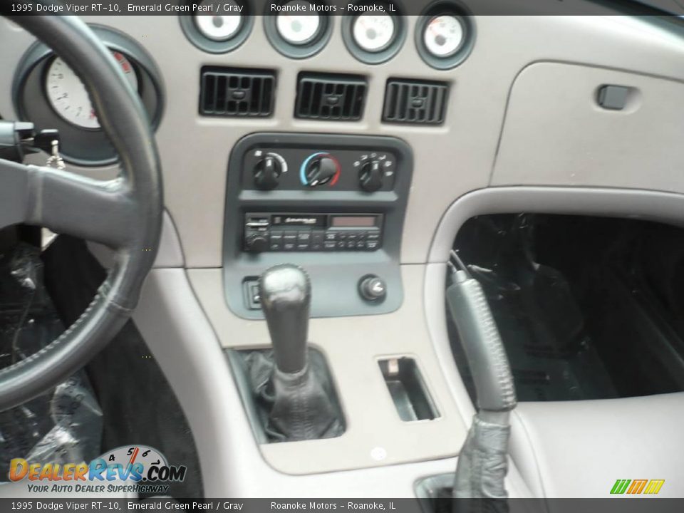 1995 Dodge Viper RT-10 Emerald Green Pearl / Gray Photo #20