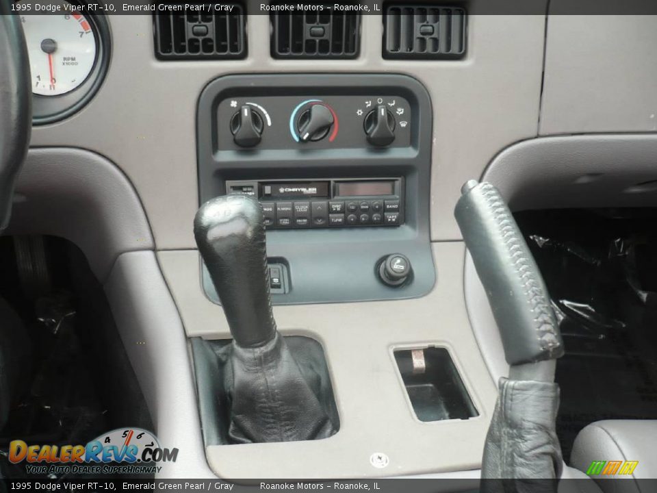 1995 Dodge Viper RT-10 Emerald Green Pearl / Gray Photo #33