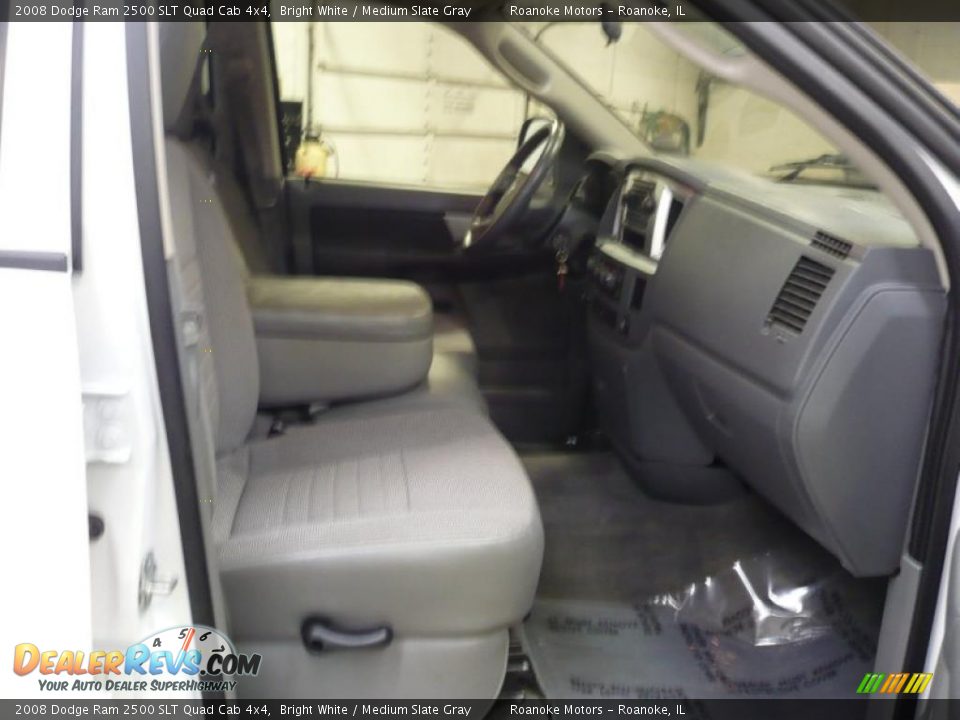2008 Dodge Ram 2500 SLT Quad Cab 4x4 Bright White / Medium Slate Gray Photo #9