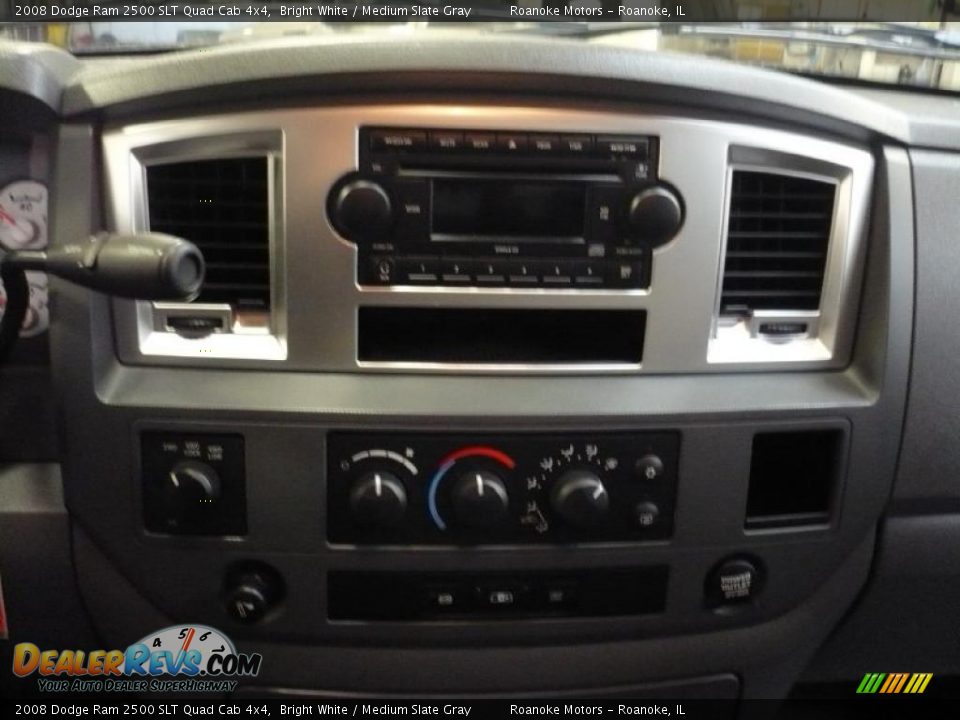 2008 Dodge Ram 2500 SLT Quad Cab 4x4 Bright White / Medium Slate Gray Photo #15