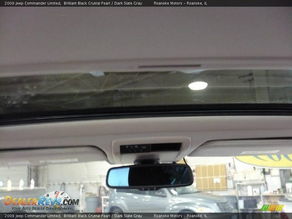 2009 Jeep Commander Limited Brilliant Black Crystal Pearl / Dark Slate Gray Photo #5