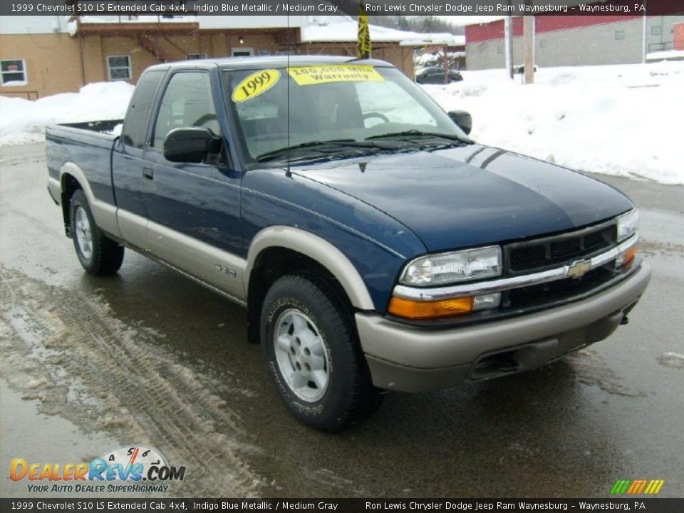1999 Chevrolet S10 LS Extended Cab 4x4 Indigo Blue Metallic / Medium Gray Photo #6