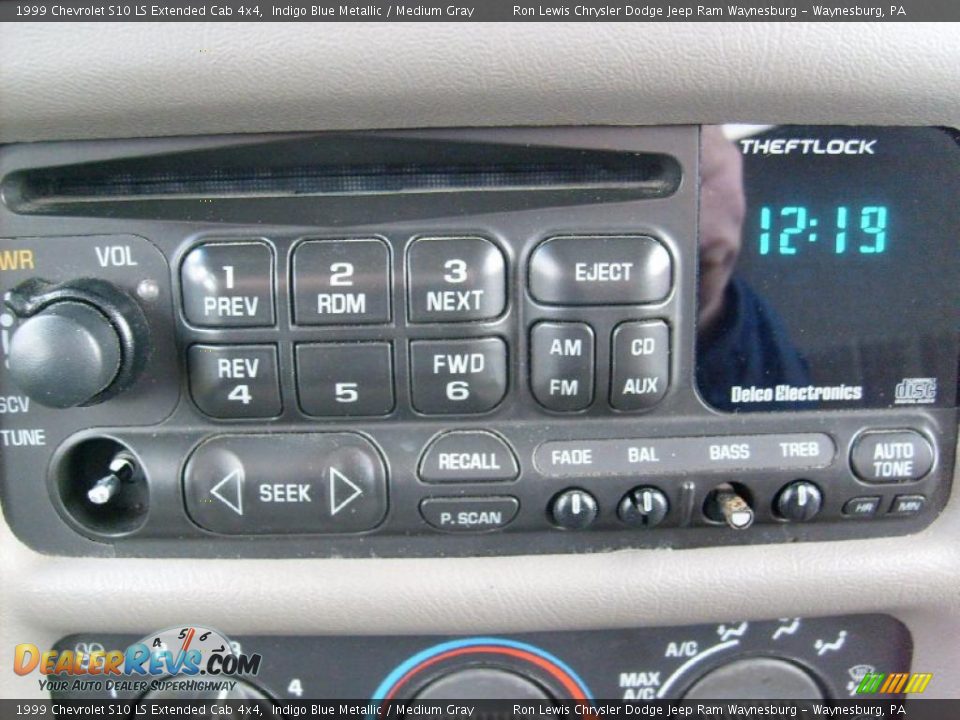 1999 Chevrolet S10 LS Extended Cab 4x4 Indigo Blue Metallic / Medium Gray Photo #23