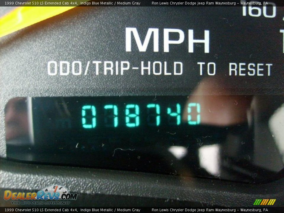 1999 Chevrolet S10 LS Extended Cab 4x4 Indigo Blue Metallic / Medium Gray Photo #25