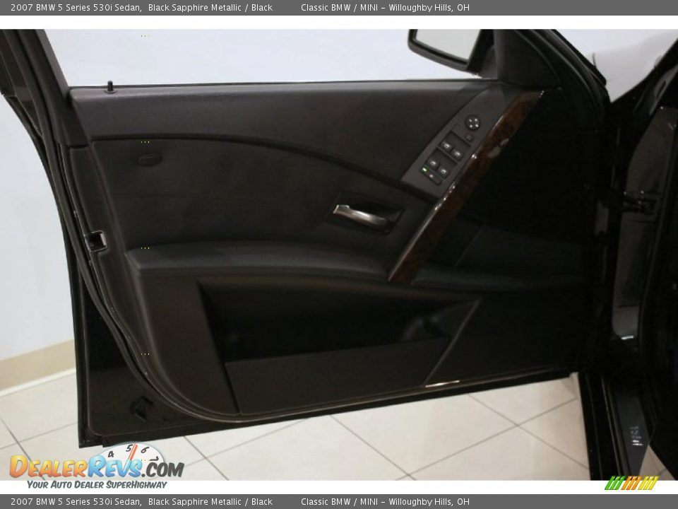 2007 BMW 5 Series 530i Sedan Black Sapphire Metallic / Black Photo #8