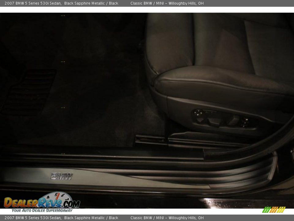 2007 BMW 5 Series 530i Sedan Black Sapphire Metallic / Black Photo #10