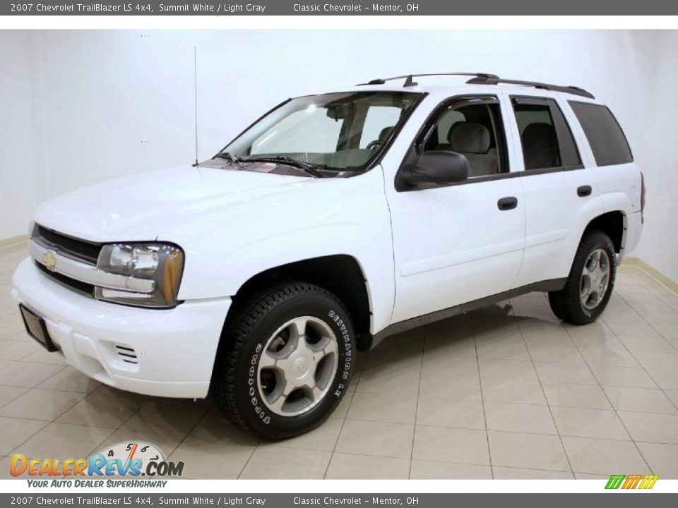 2007 Chevrolet TrailBlazer LS 4x4 Summit White / Light Gray Photo #3