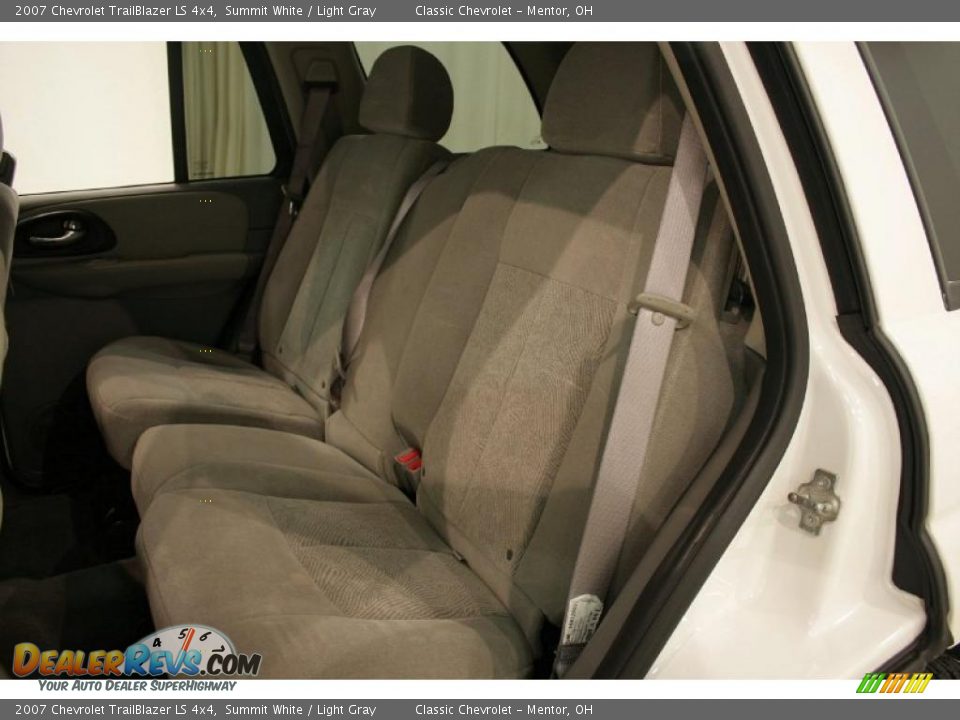 2007 Chevrolet TrailBlazer LS 4x4 Summit White / Light Gray Photo #21