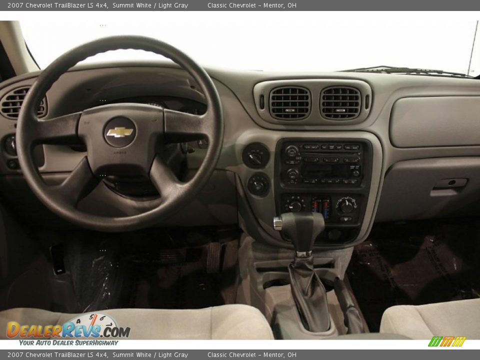 2007 Chevrolet TrailBlazer LS 4x4 Summit White / Light Gray Photo #22