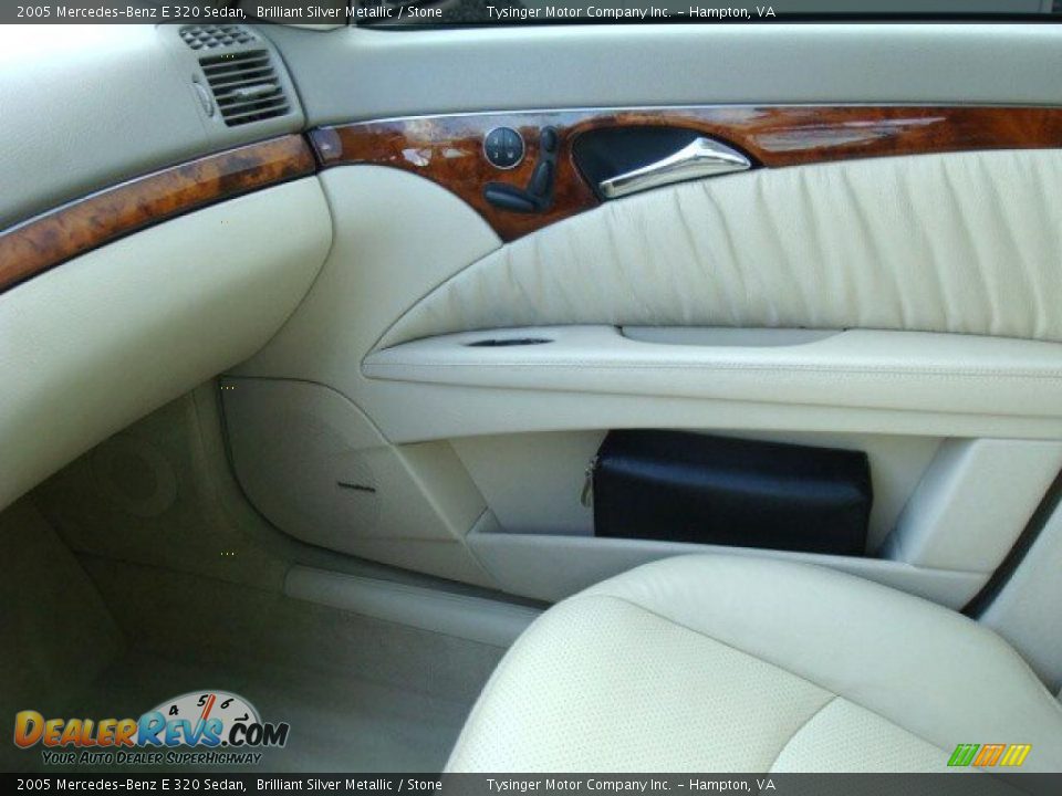 2005 Mercedes-Benz E 320 Sedan Brilliant Silver Metallic / Stone Photo #20