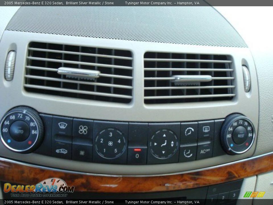 2005 Mercedes-Benz E 320 Sedan Brilliant Silver Metallic / Stone Photo #22