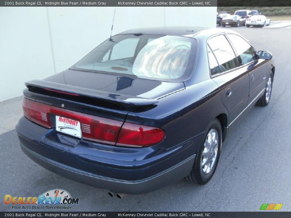 2001 Buick Regal GS Midnight Blue Pearl / Medium Gray Photo #4