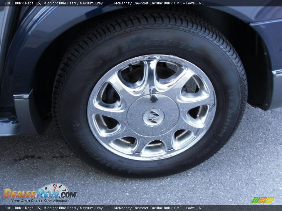 2001 Buick Regal GS Midnight Blue Pearl / Medium Gray Photo #12
