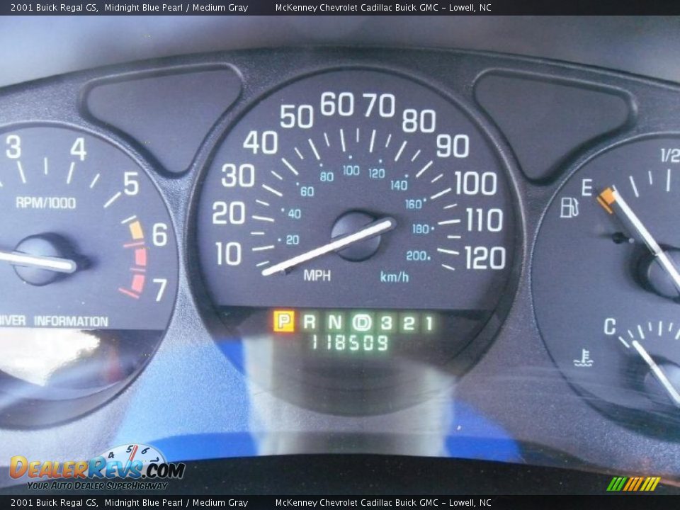 2001 Buick Regal GS Midnight Blue Pearl / Medium Gray Photo #26