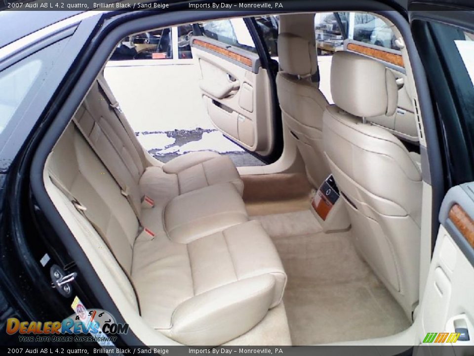 2007 Audi A8 L 4.2 quattro Brilliant Black / Sand Beige Photo #10