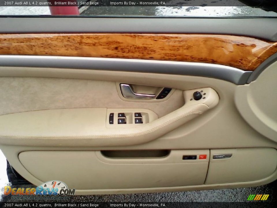 2007 Audi A8 L 4.2 quattro Brilliant Black / Sand Beige Photo #17