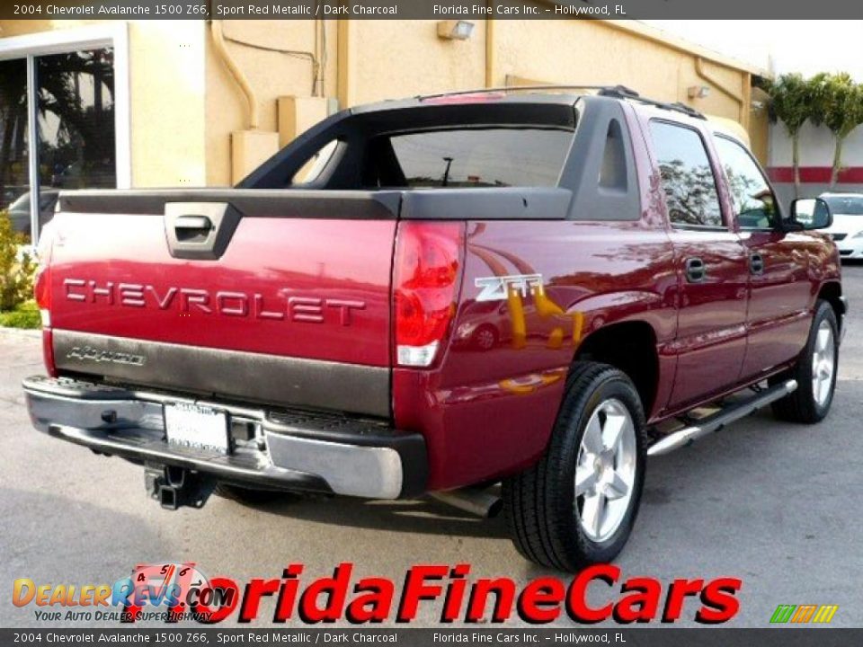 2004 Chevrolet Avalanche 1500 Z66 Sport Red Metallic / Dark Charcoal Photo #2