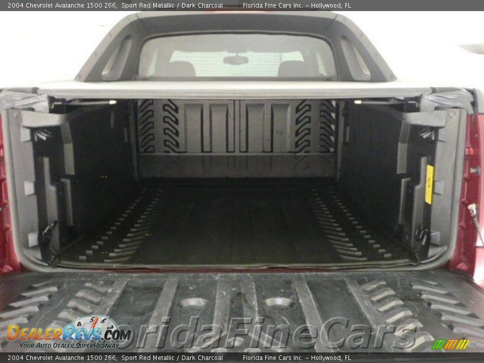 2004 Chevrolet Avalanche 1500 Z66 Sport Red Metallic / Dark Charcoal Photo #8