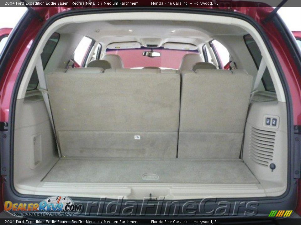 2004 Ford Expedition Eddie Bauer Redfire Metallic / Medium Parchment Photo #10
