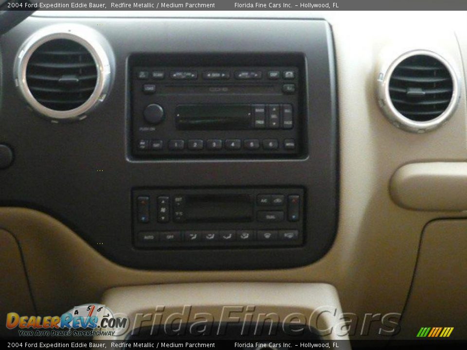 2004 Ford Expedition Eddie Bauer Redfire Metallic / Medium Parchment Photo #17