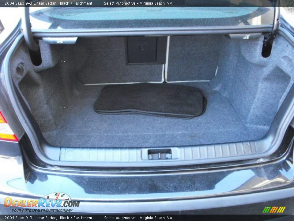 2004 Saab 9-3 Linear Sedan Black / Parchment Photo #19