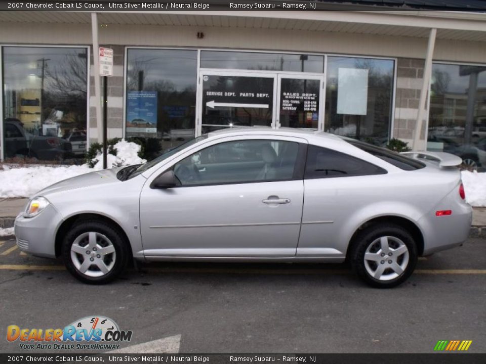 2007 Chevrolet Cobalt LS Coupe Ultra Silver Metallic / Neutral Beige Photo #2