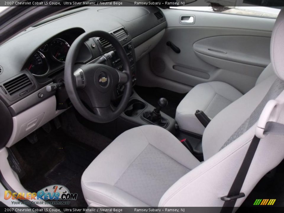 2007 Chevrolet Cobalt LS Coupe Ultra Silver Metallic / Neutral Beige Photo #6