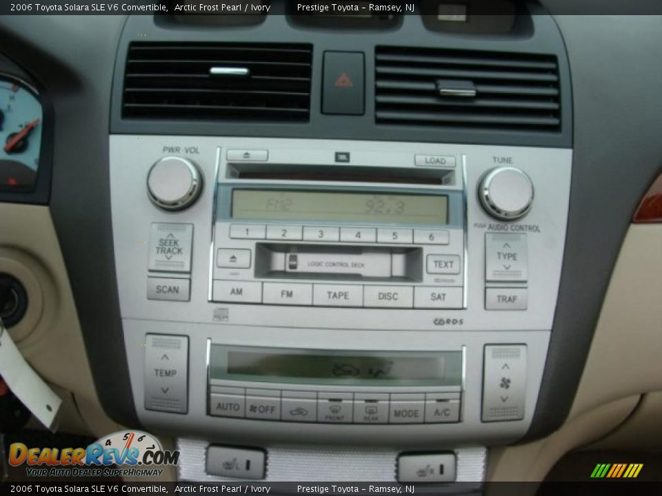 2006 Toyota Solara SLE V6 Convertible Arctic Frost Pearl / Ivory Photo #12