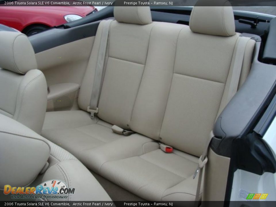 2006 Toyota Solara SLE V6 Convertible Arctic Frost Pearl / Ivory Photo #14