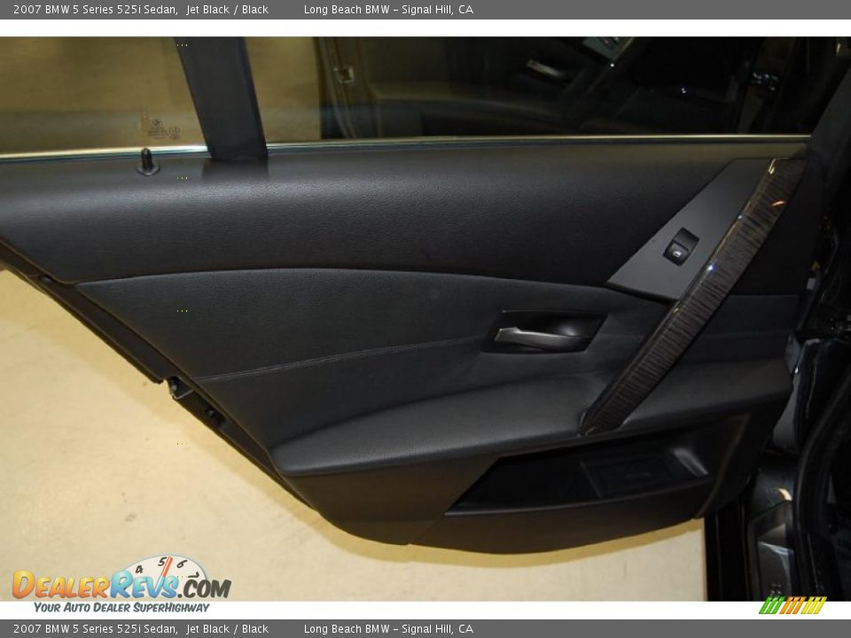 2007 BMW 5 Series 525i Sedan Jet Black / Black Photo #28