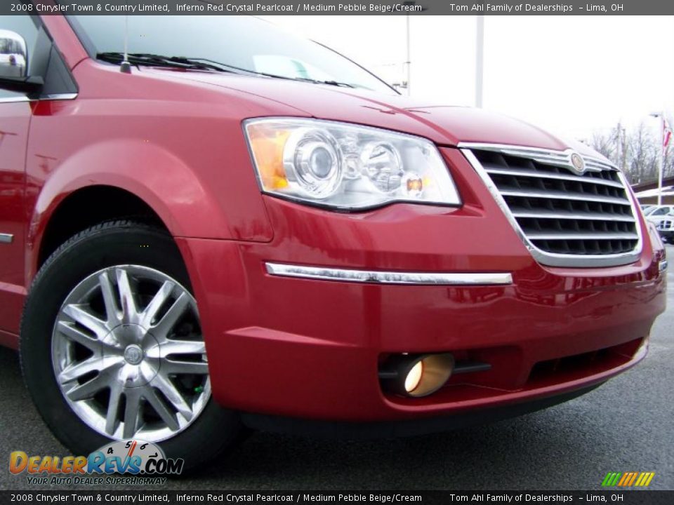 2008 Chrysler Town & Country Limited Inferno Red Crystal Pearlcoat / Medium Pebble Beige/Cream Photo #2