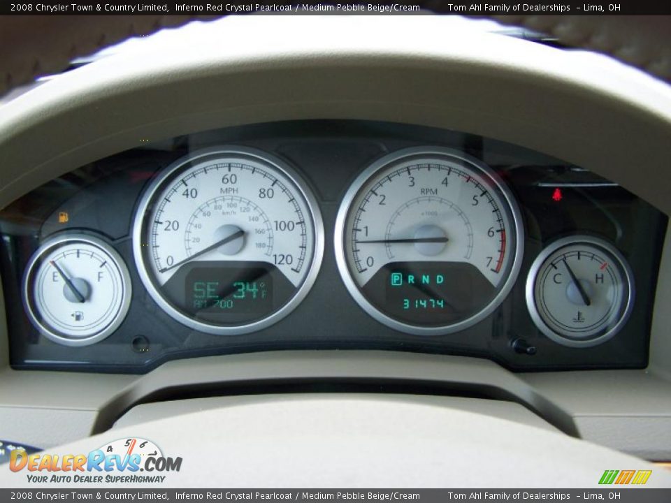 2008 Chrysler Town & Country Limited Inferno Red Crystal Pearlcoat / Medium Pebble Beige/Cream Photo #23
