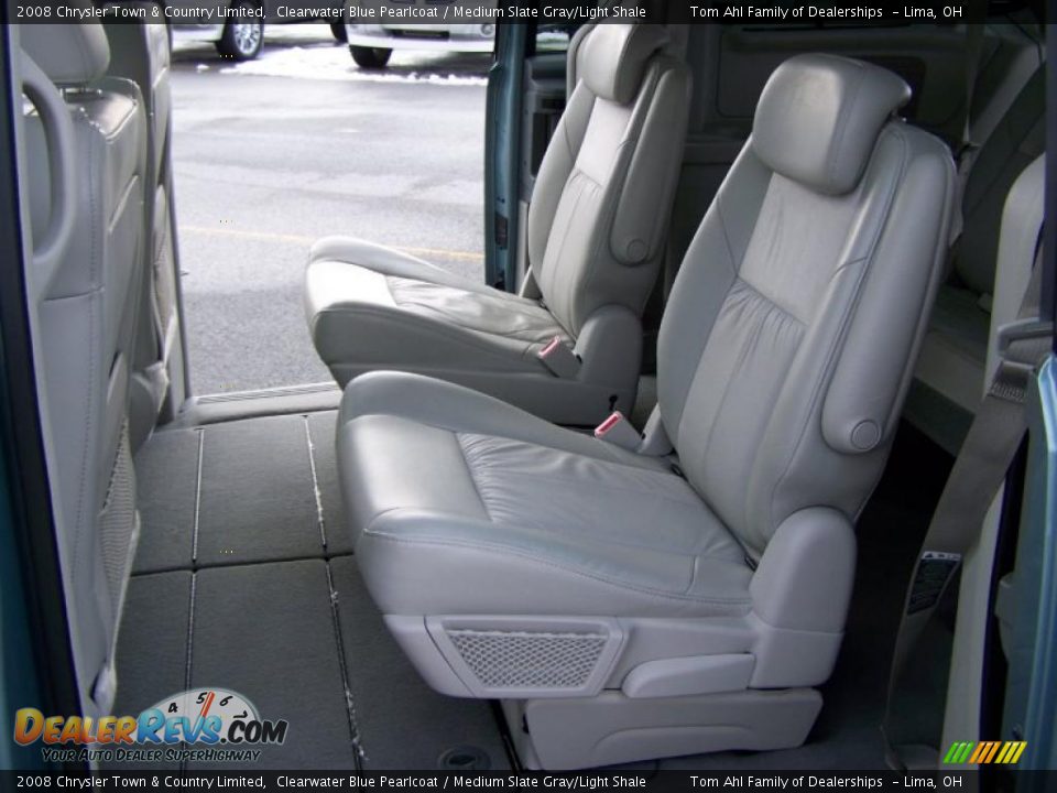 2008 Chrysler Town & Country Limited Clearwater Blue Pearlcoat / Medium Slate Gray/Light Shale Photo #12
