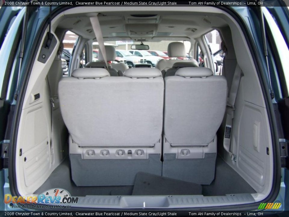2008 Chrysler Town & Country Limited Clearwater Blue Pearlcoat / Medium Slate Gray/Light Shale Photo #13