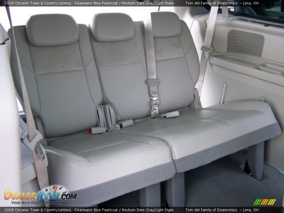 2008 Chrysler Town & Country Limited Clearwater Blue Pearlcoat / Medium Slate Gray/Light Shale Photo #17